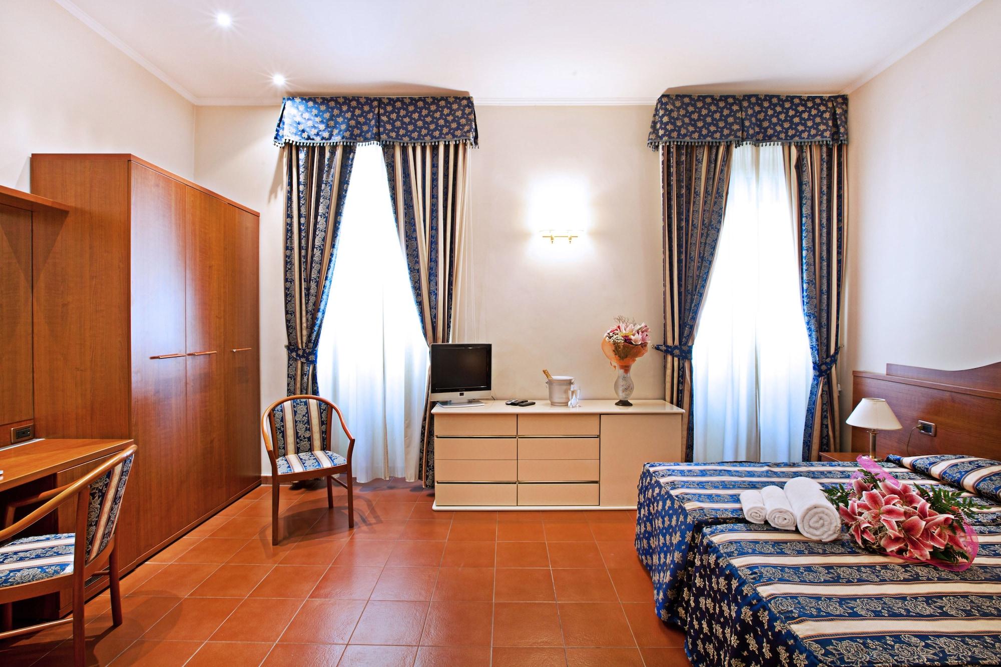 Hotel Augustea Rome Bagian luar foto