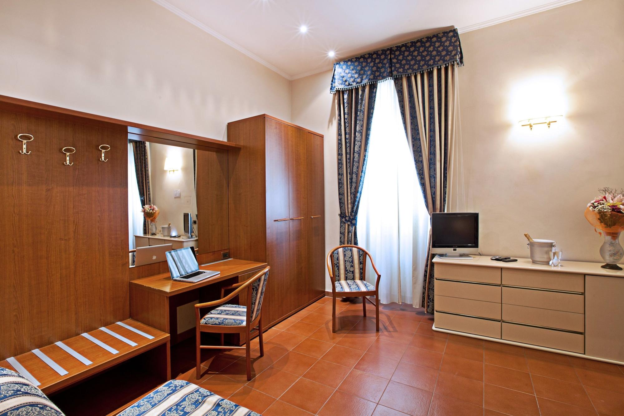 Hotel Augustea Rome Bagian luar foto