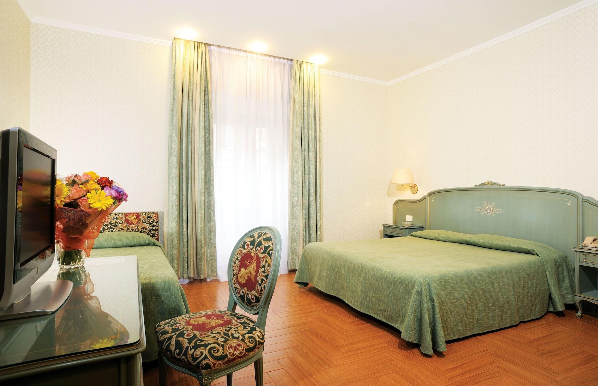 Hotel Augustea Rome Bagian luar foto