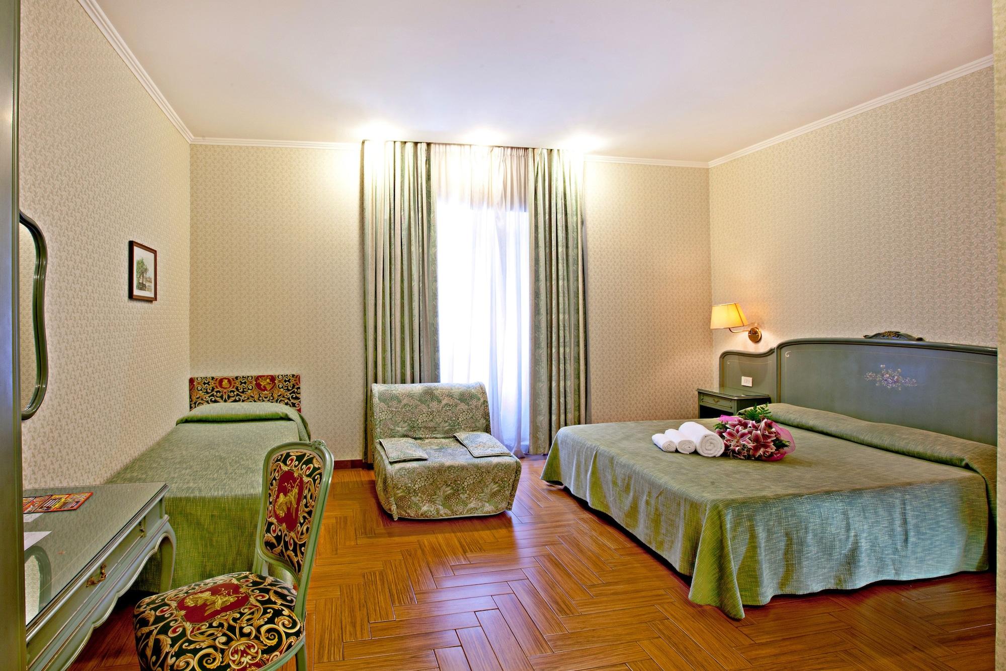 Hotel Augustea Rome Bagian luar foto