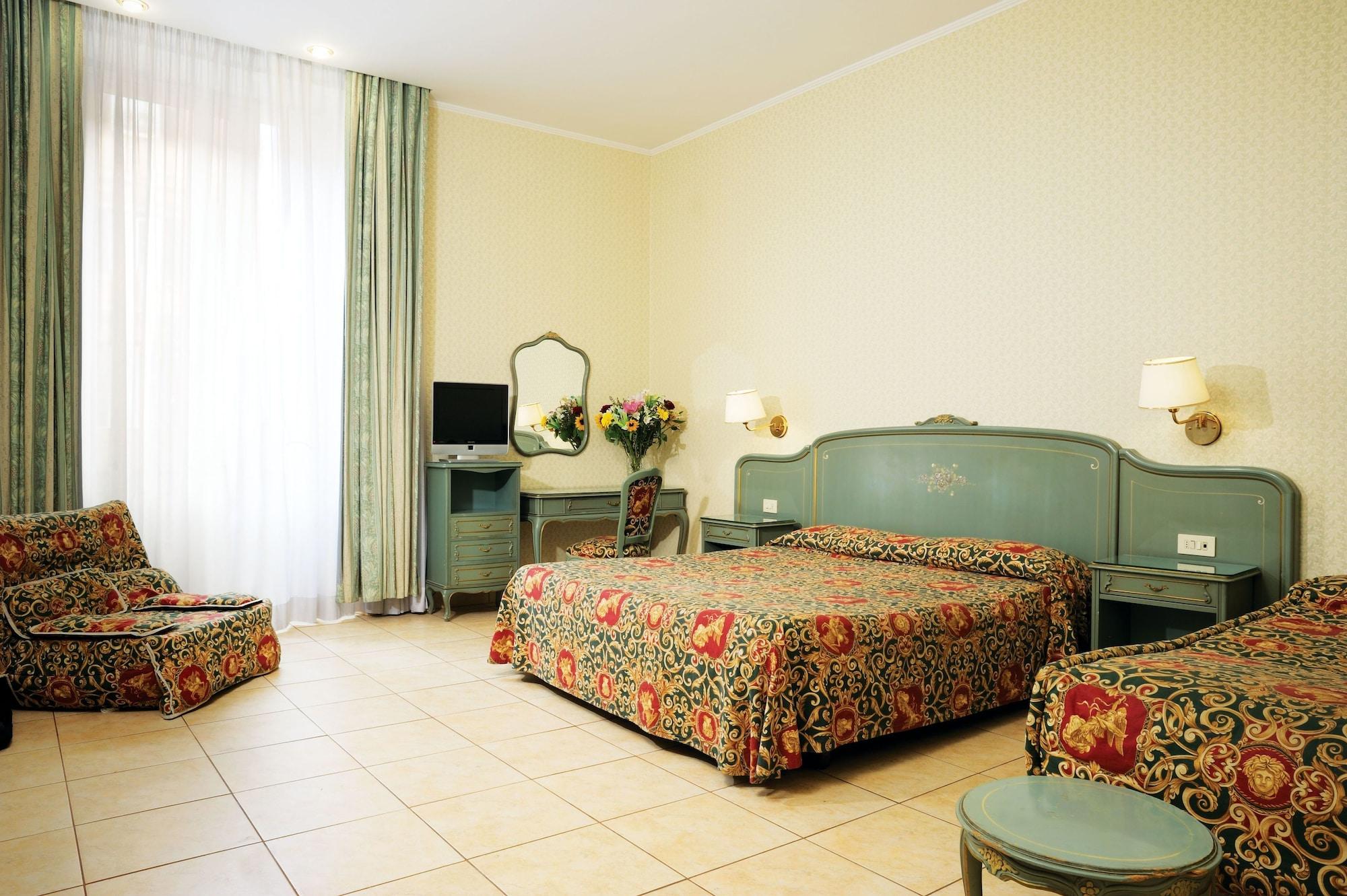 Hotel Augustea Rome Bagian luar foto
