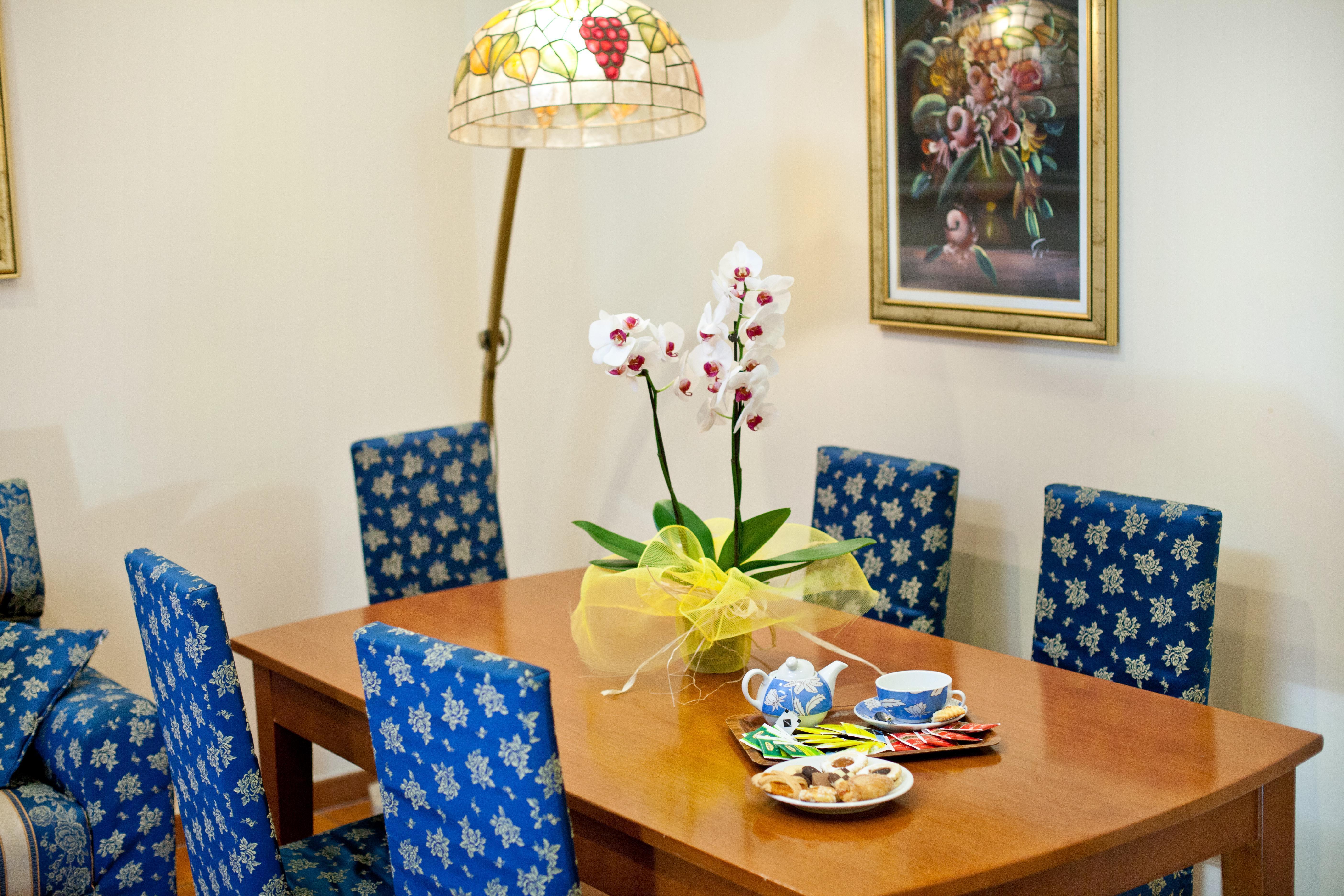 Hotel Augustea Rome Bagian luar foto