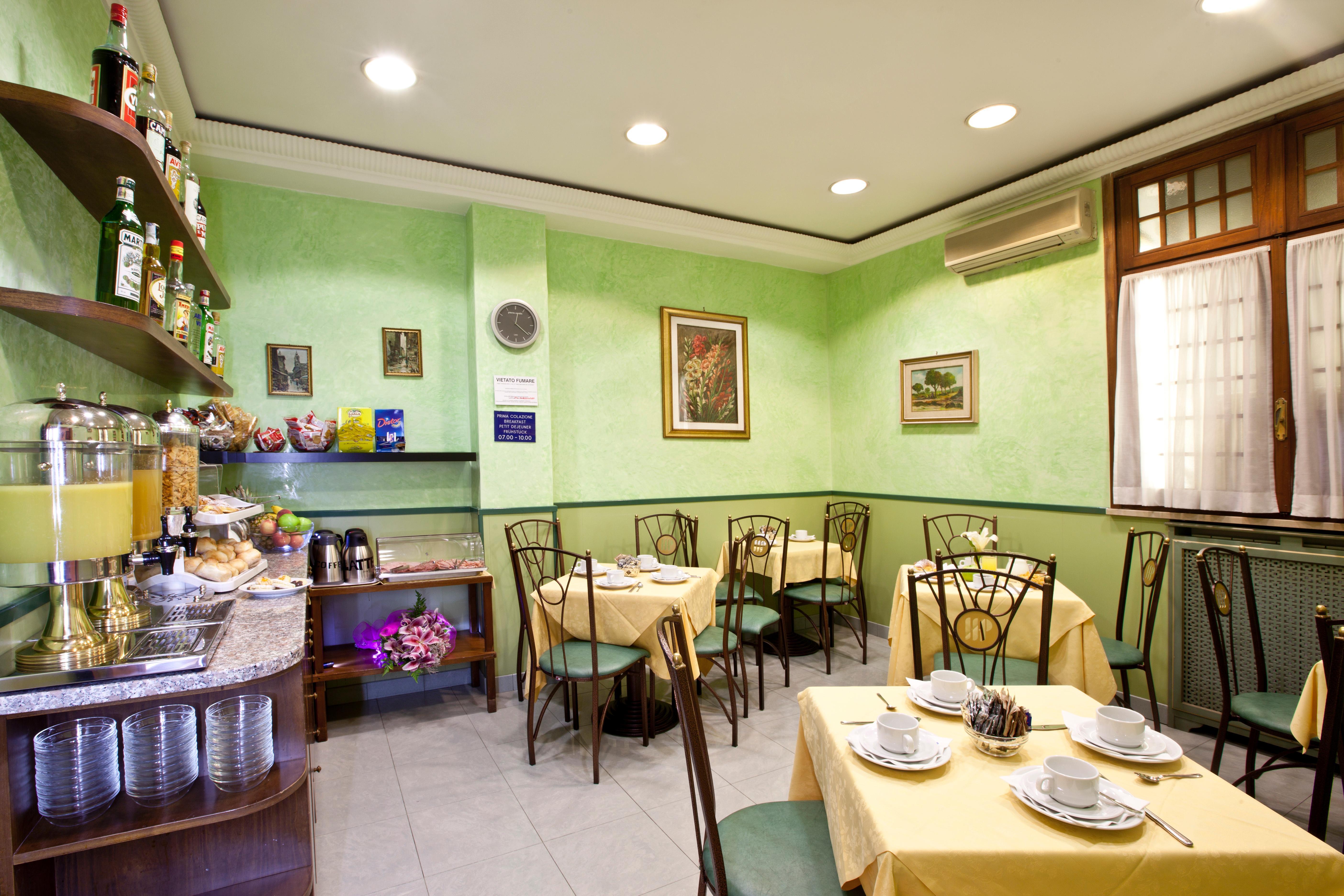 Hotel Augustea Rome Bagian luar foto